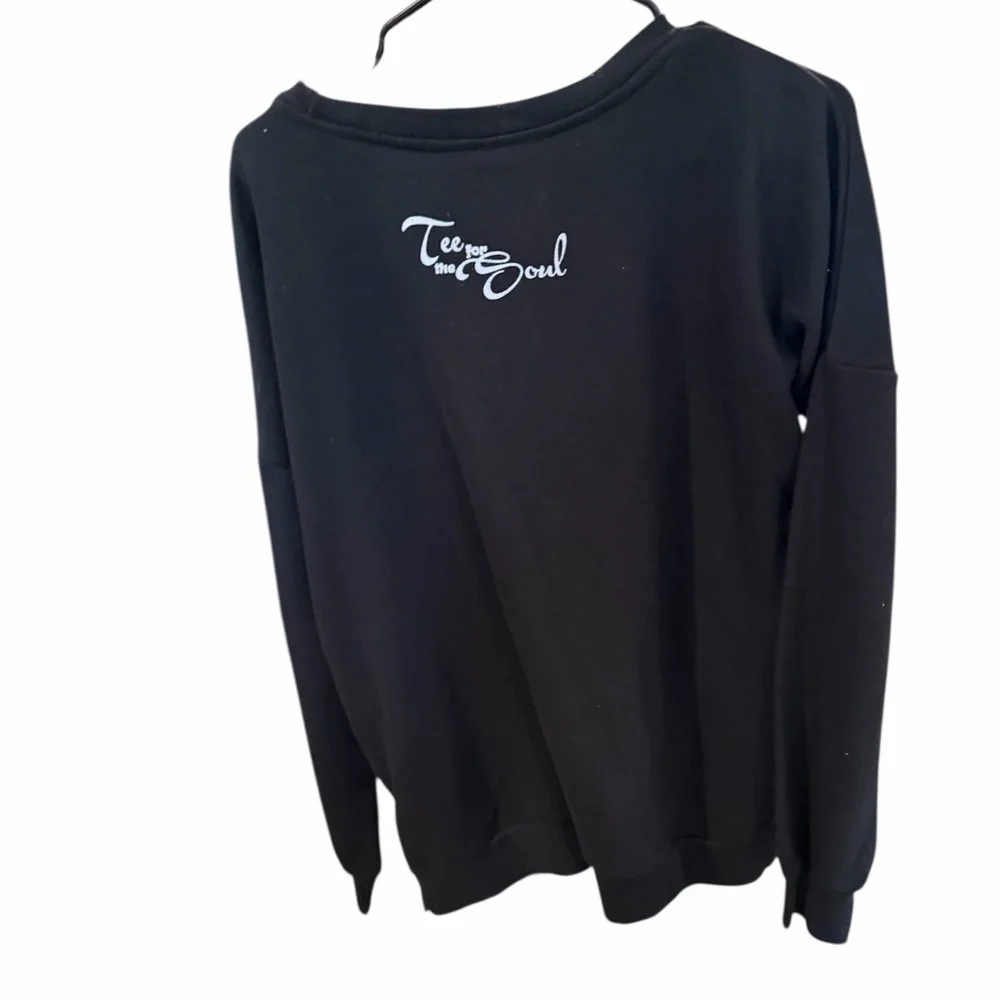 Cheetah Print Smiley Face sweatshirt- NWT - Picture 3 of 6